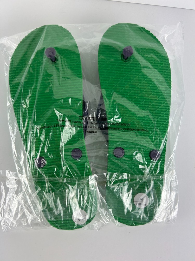 Marvel Comics Hulk Flip Flops Size Medium Green/Purple Smashed Ground