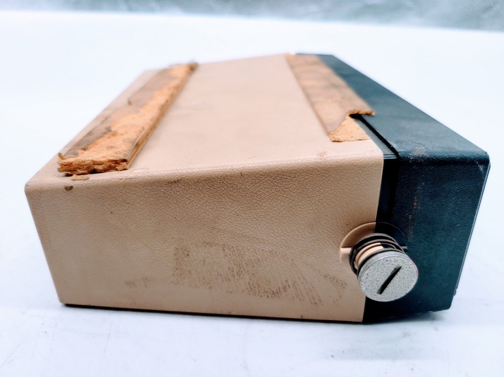 Vintage BK Precision 1820 Universal Frequency Counter