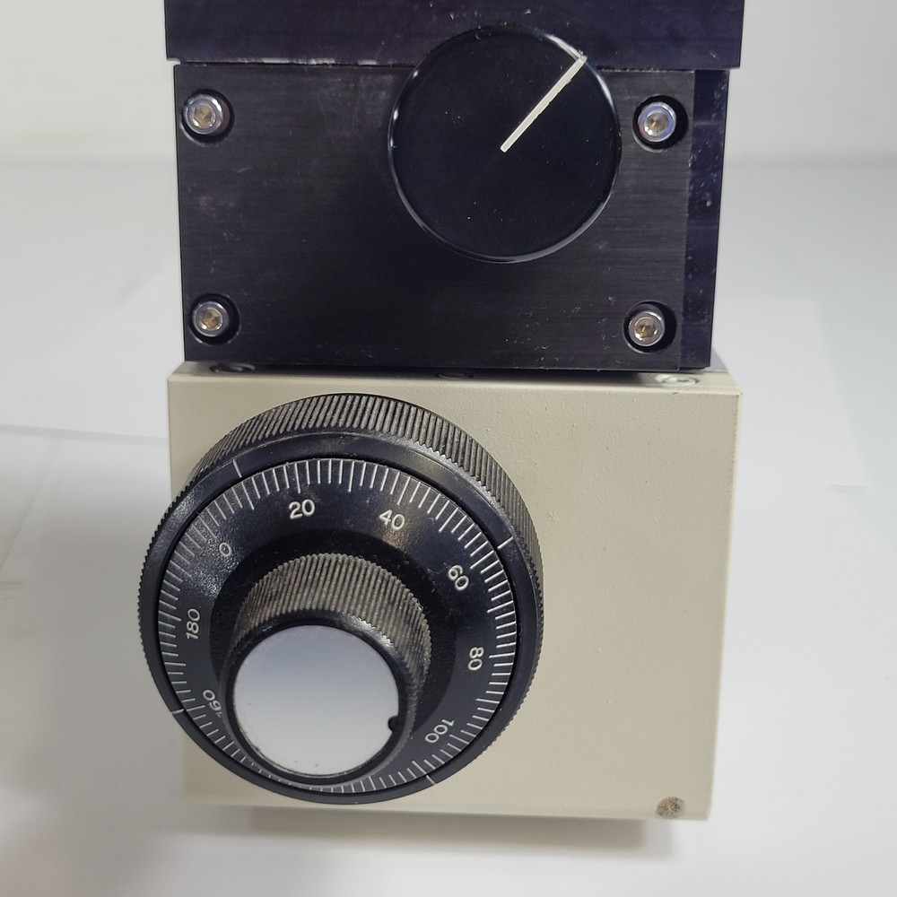 BioRad UMA-500 Spectroscopic Microscope Linear Stage w/ 15X Reflective Objective