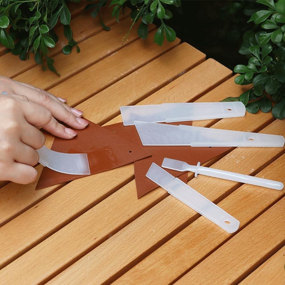 5 Pack Glue Spreader Plastic Glue Smear Plate Scraper Sticks Applicator Tool for