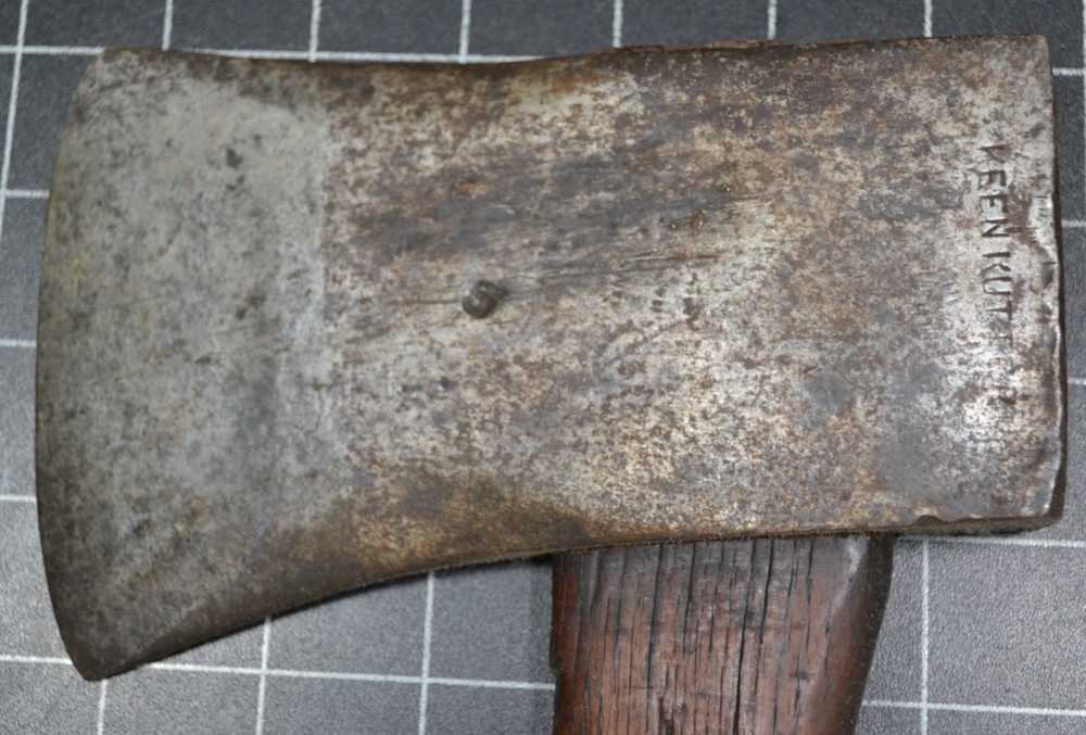 KEEN KUTTER - E. C. SIMMONS - ST. LOUIS - EARLY SINGLE BIT AXE
