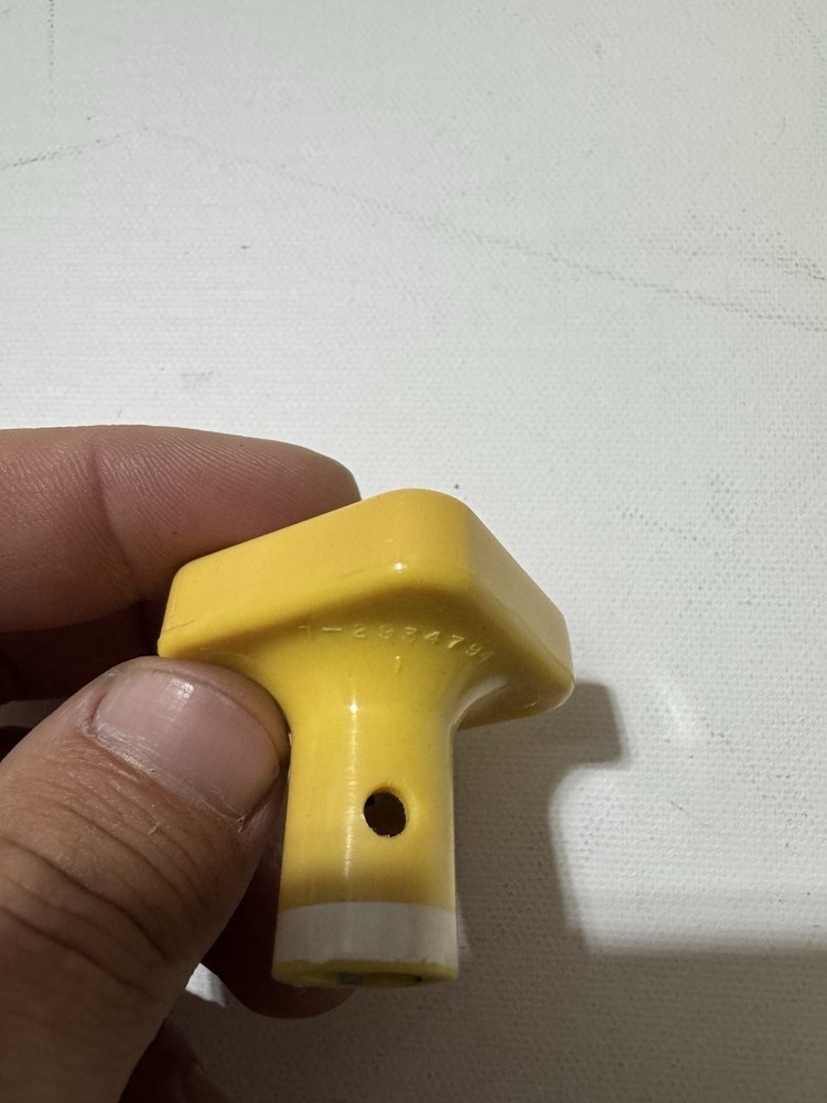 Bendix Parking Brake Dash Valve Knob Yellow Pull Apply Push Release