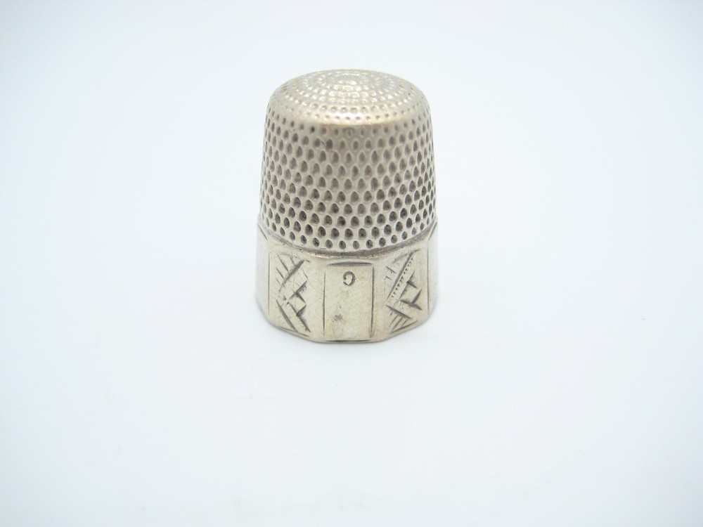 Antique Sterling Silver Sewing Thimble Cross Pattern Size 9