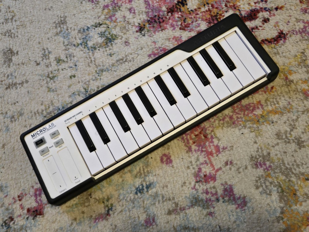 Arturia MicroLab 25-Key Keyboard Controller