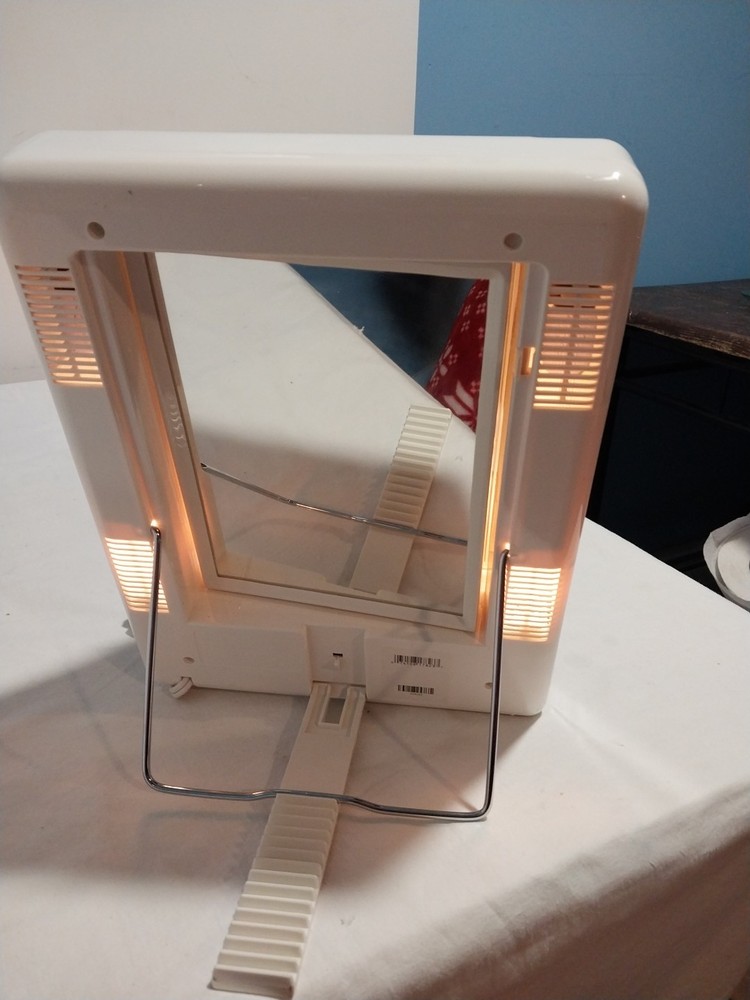 Conair Illumination Series Panel Lighted Make-up Mirror Light Settings