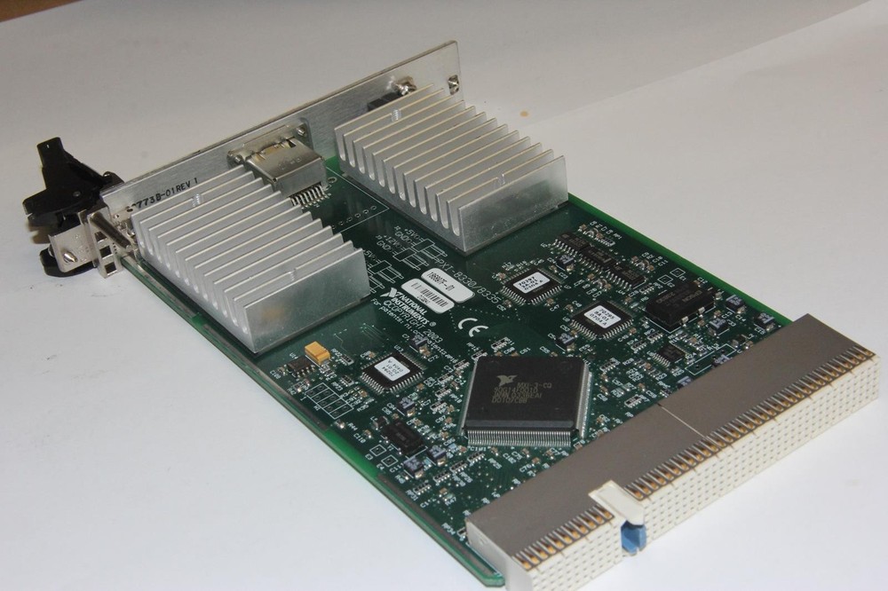 NATIONAL INSTRUMENTS PXI-8330 MXI-3 Interface Module