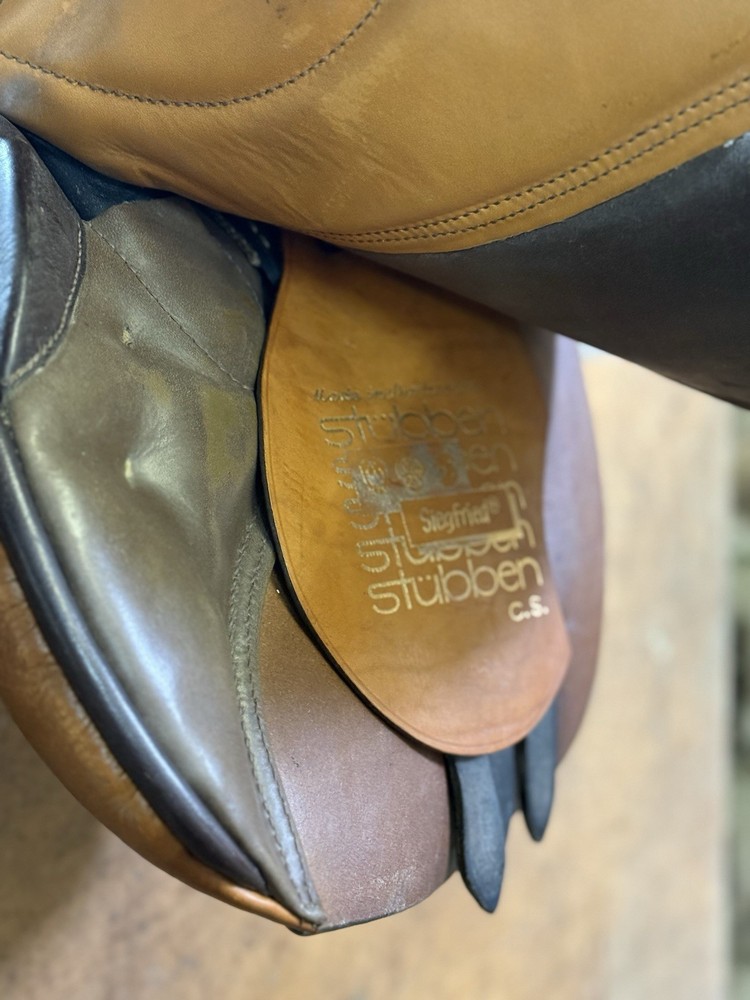 PENDING*****Stubben Siegfried CS Jumping All purpose Saddle 17.5” 30 Medium Tree