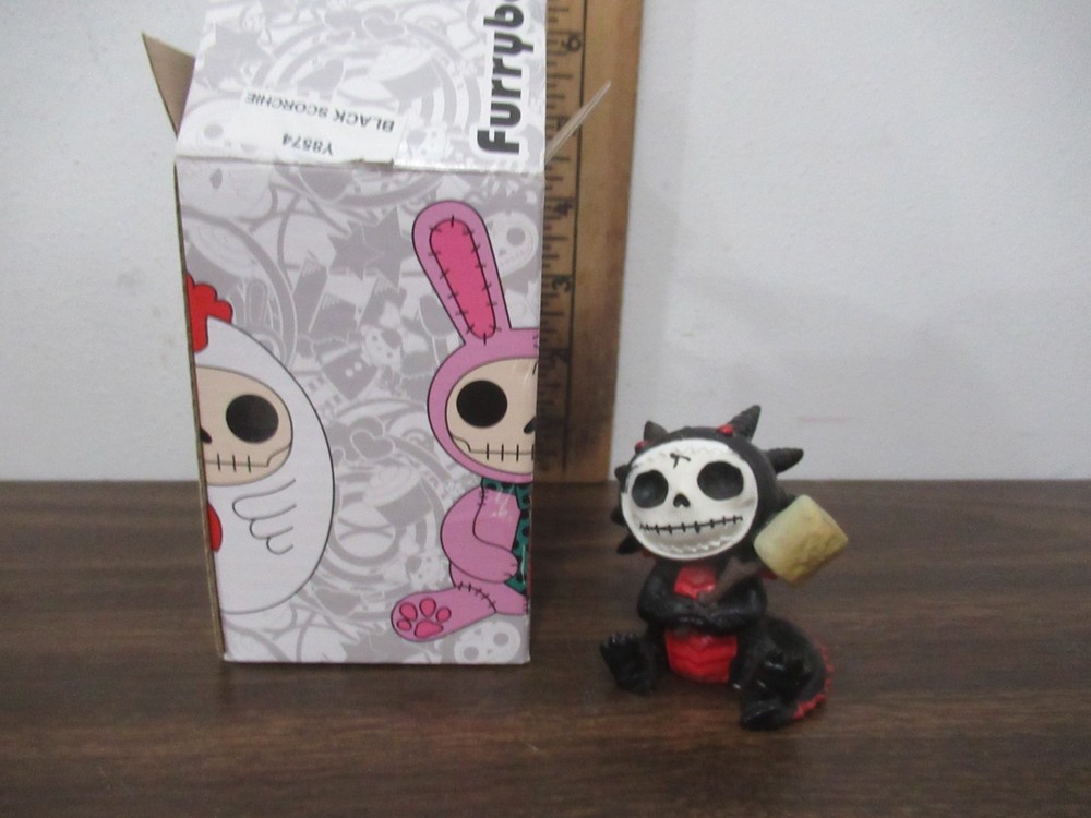 Furrybones Black Scorchie Y8574 Skeleton figurine IN BOX NICE