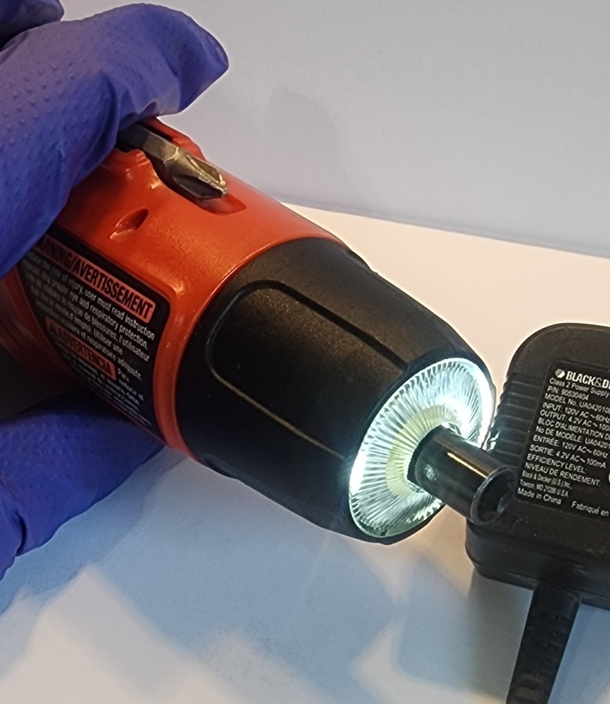 Black And Decker Pivot Driver/ Screw Gun