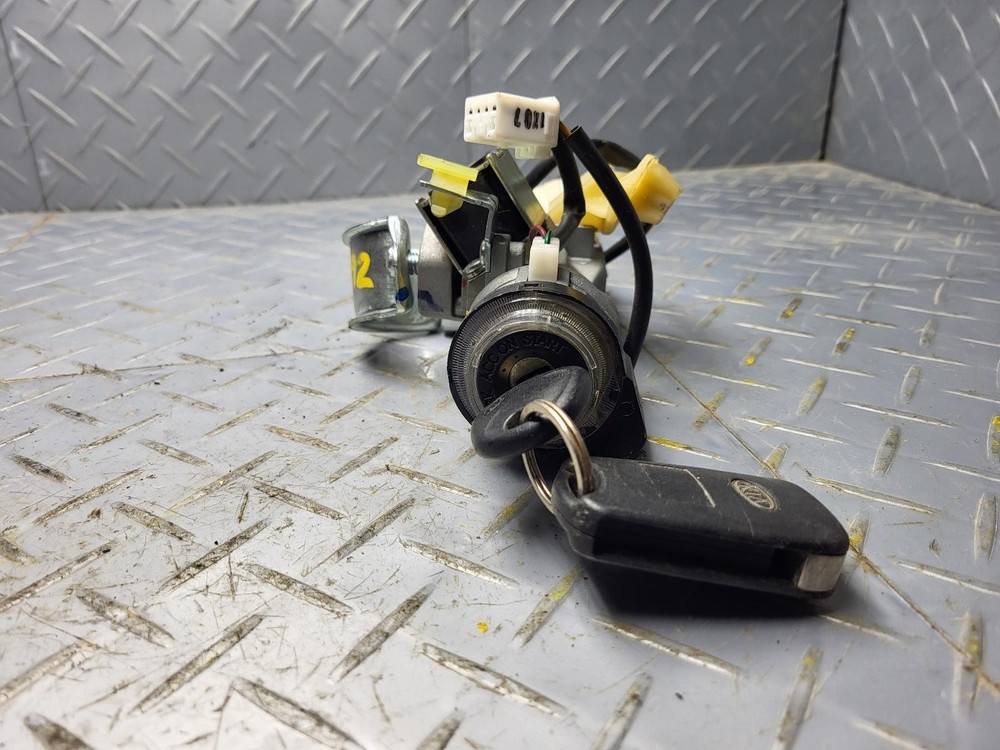 2012-2013 Kia Soul Ignition Switch with Key; Conventional Ignition