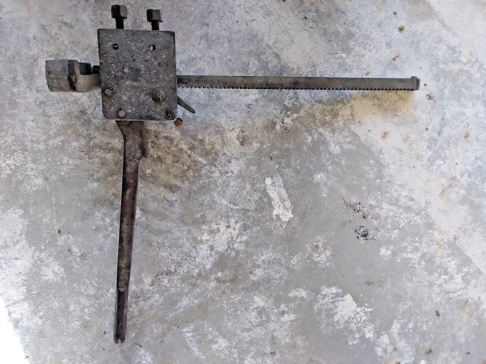 VINTAGE WOODS CABLE PULLER STRETCHER USA