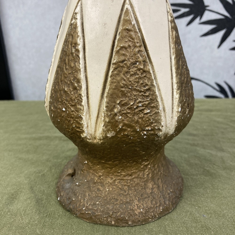 Mid-Century Ceramic Table Lamp – 1960s (Needs Rewiring)