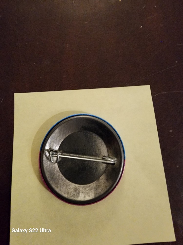 J127. "SEEK JUSTICE MAKE PEACE" Pinback Button