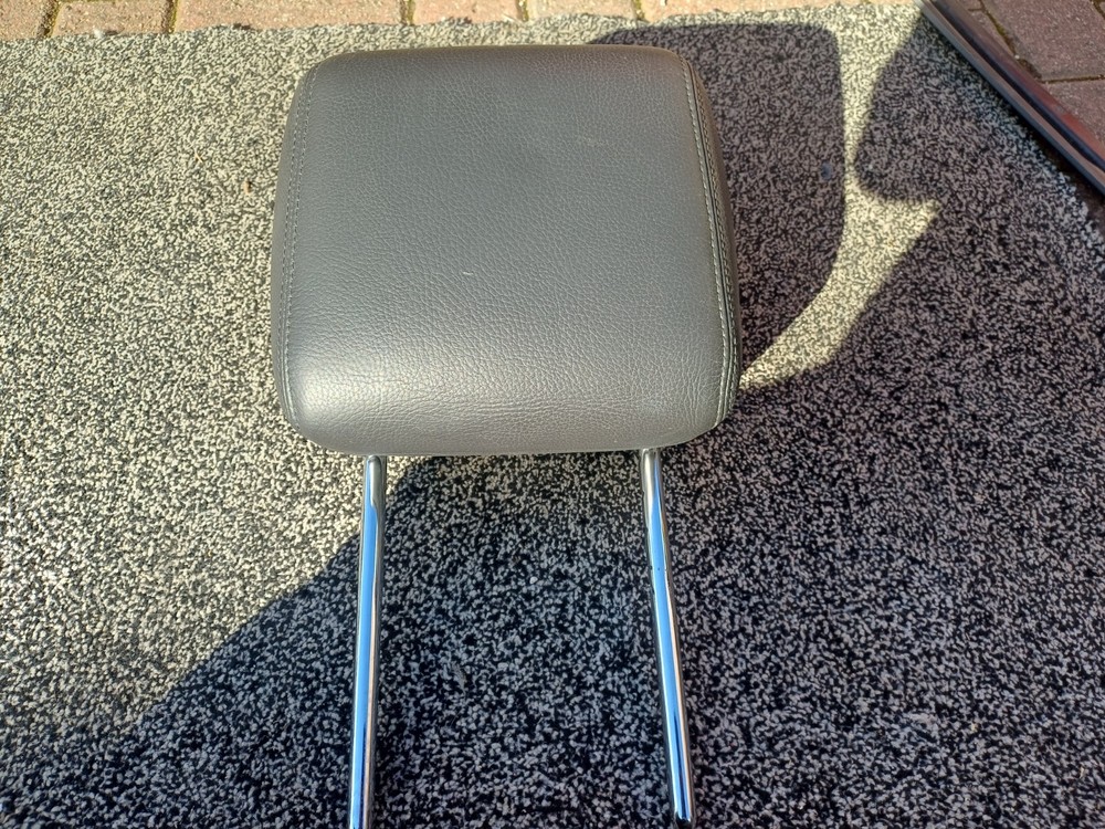 Jaguar Xf X250 Front Headrest Driver Or Passenger Side 2013 #1