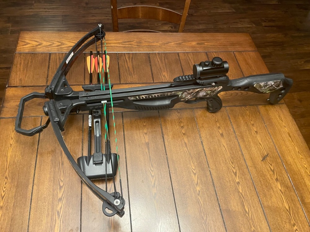 Barnett Jackal Crossbow with Allen Case