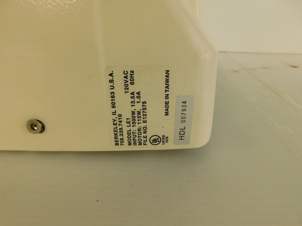 ELECTRIC AIRE AUTOMATIC HAND DRYER MODEL LE1 (BSP66)