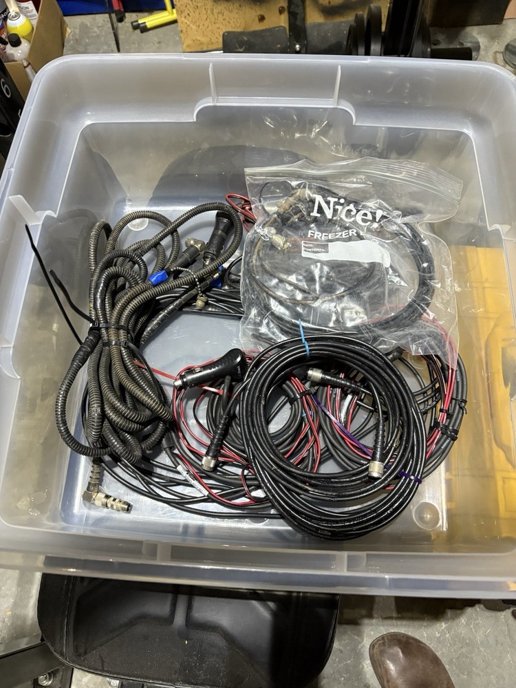 Trimble AgGPS 332 Antennae/Receiver/Cables *UNTESTED*