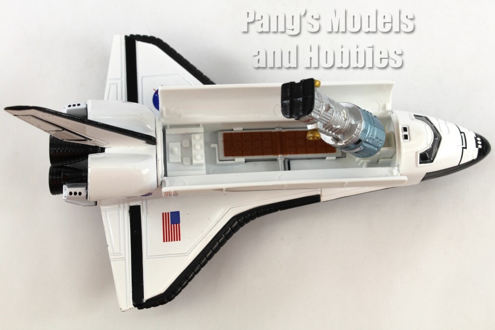 Space Shuttle - Astronauts and Telescope 1/200 Scale Diecast - Plastic Model