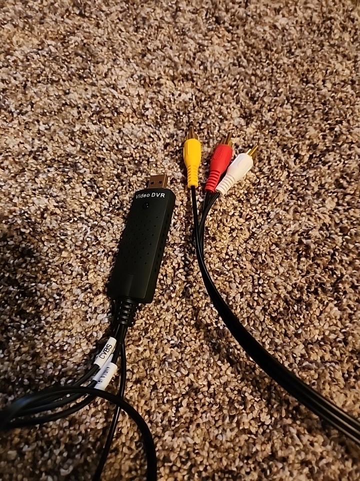 EasyCap USB Video Capture Adapter with RCA Inputs