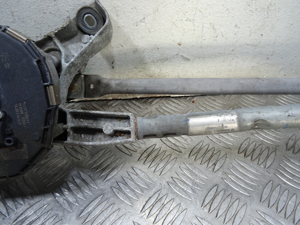 72015 MERCEDES E-CLASS E220 W212 FRONT WINDSCREEN WIPER MOTOR LINKAGE *4557