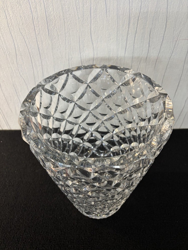 Crystal Or Molded Pressed Glass Vase Mod1