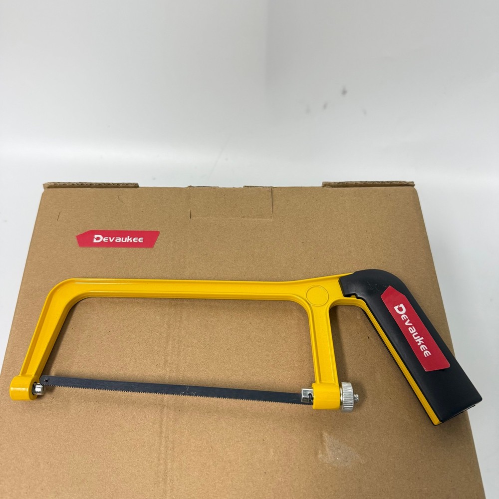 Devaukee Woodworking Saw