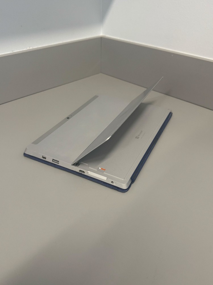 Microsoft Surface Pro 3 (Model 1645) 128GB