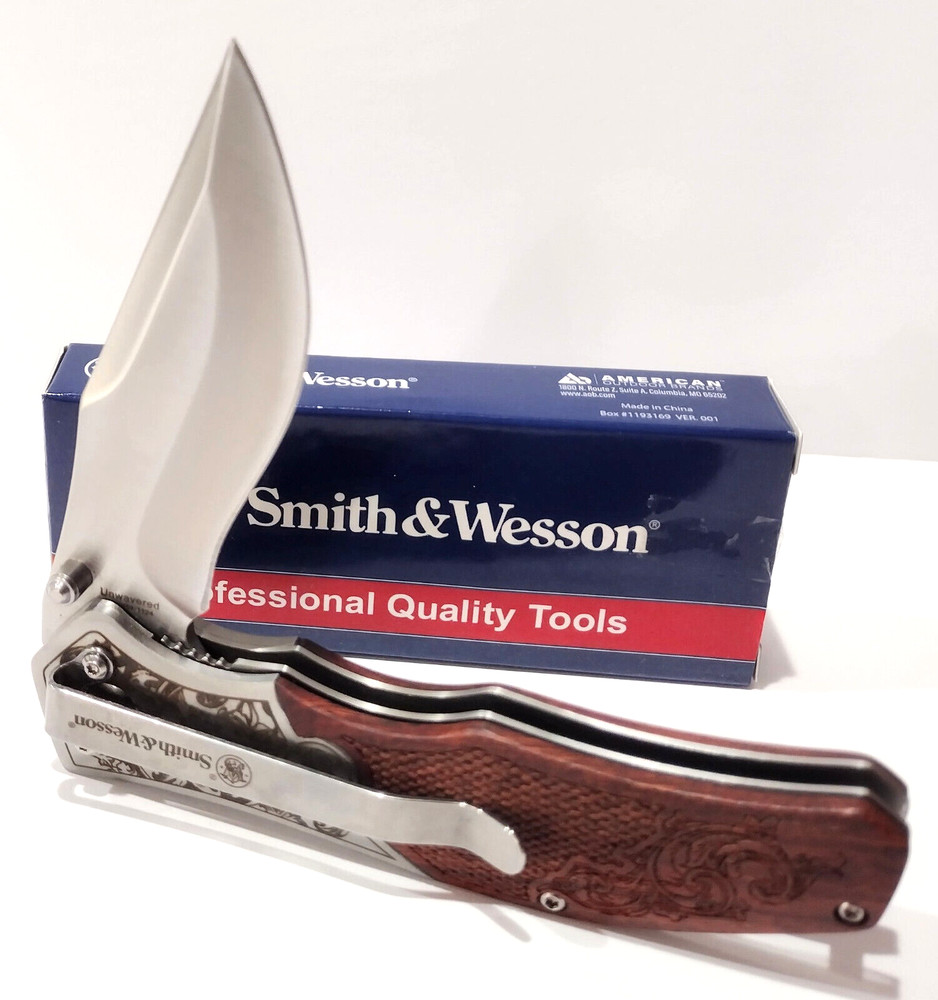 Smith & Wesson Unwavered Linerlock Spring Open Assisted Folding Pocket Knife EDC