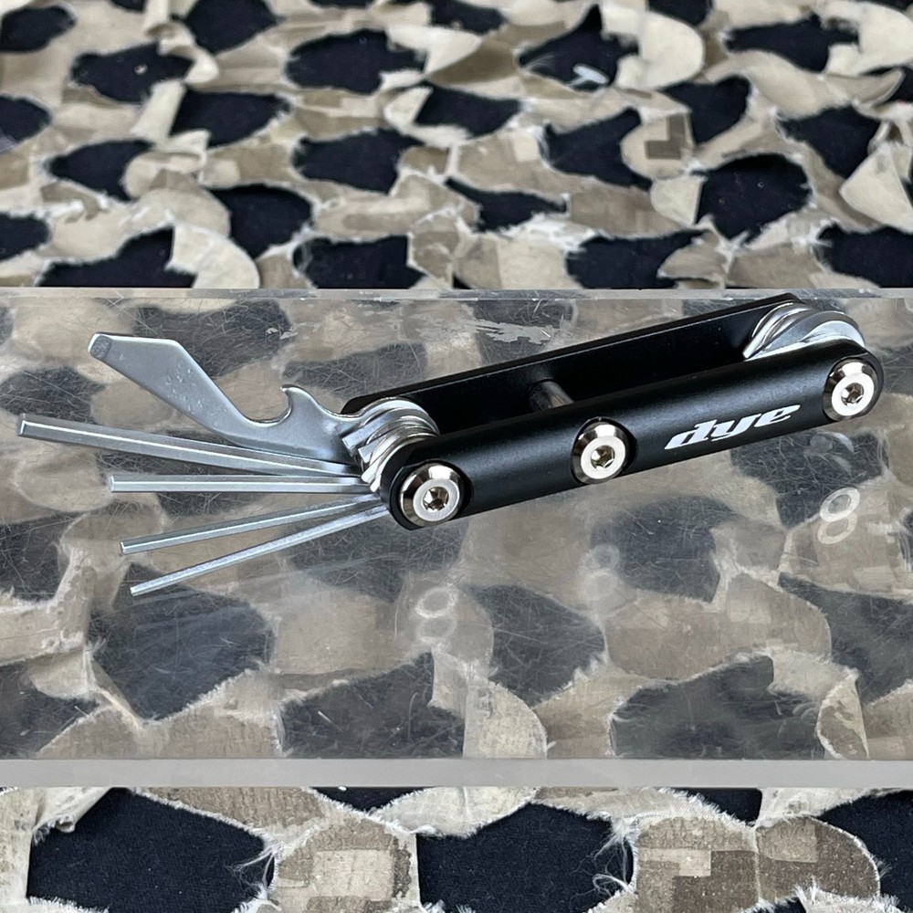 NEW Dye Core Multi Tool - Black
