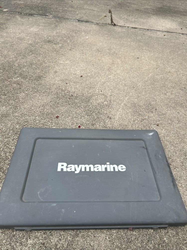Raymarine E140w Widescreen HybridTouch Chartplotter Multifunction Display READ!!
