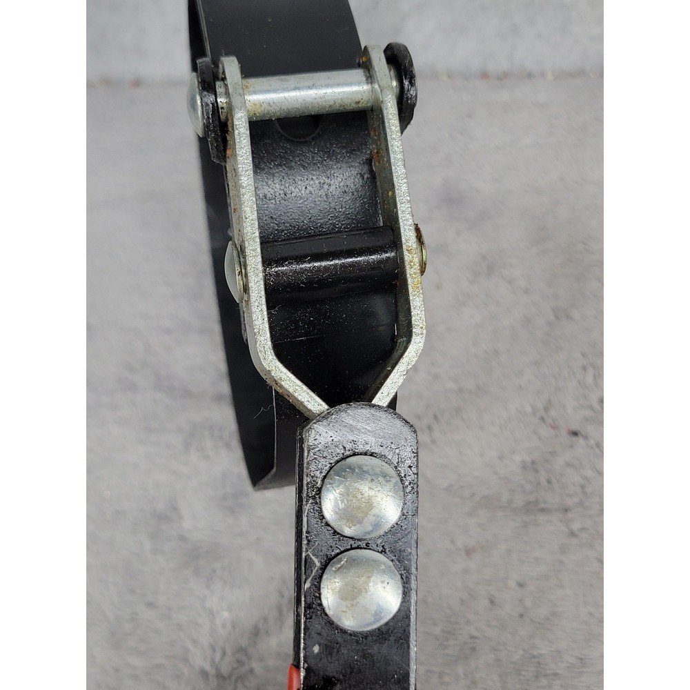 FRAM Oil Filter Wrench Strap Tool Adjustable Metal Handle Red