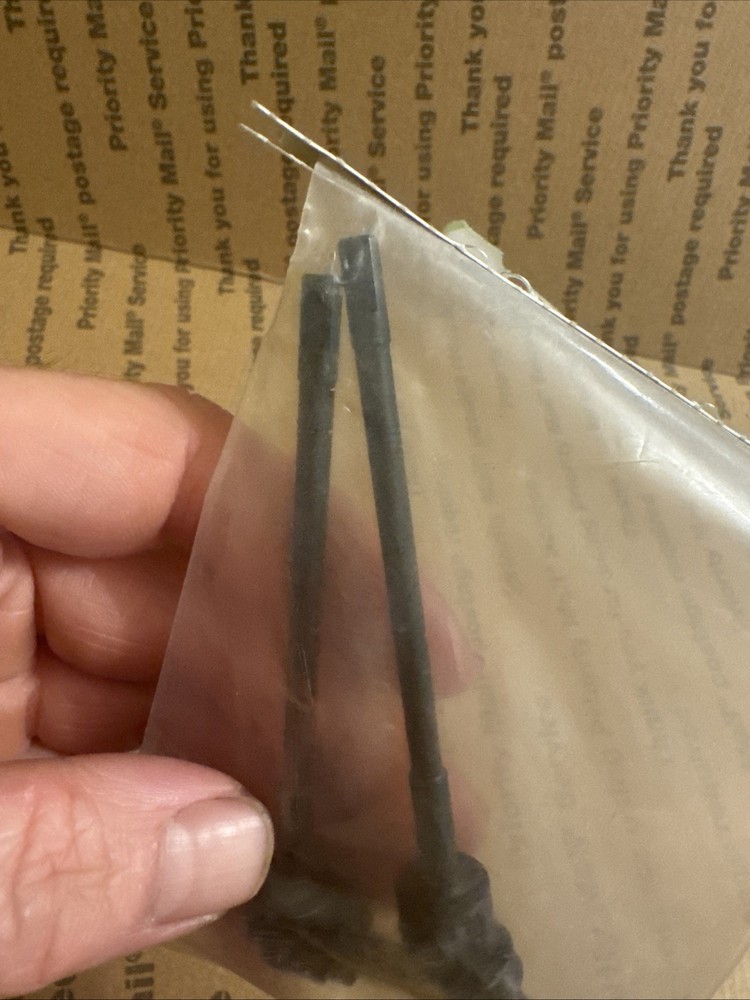 NOS Axial XR10 Front Universal Set (2) AX30563