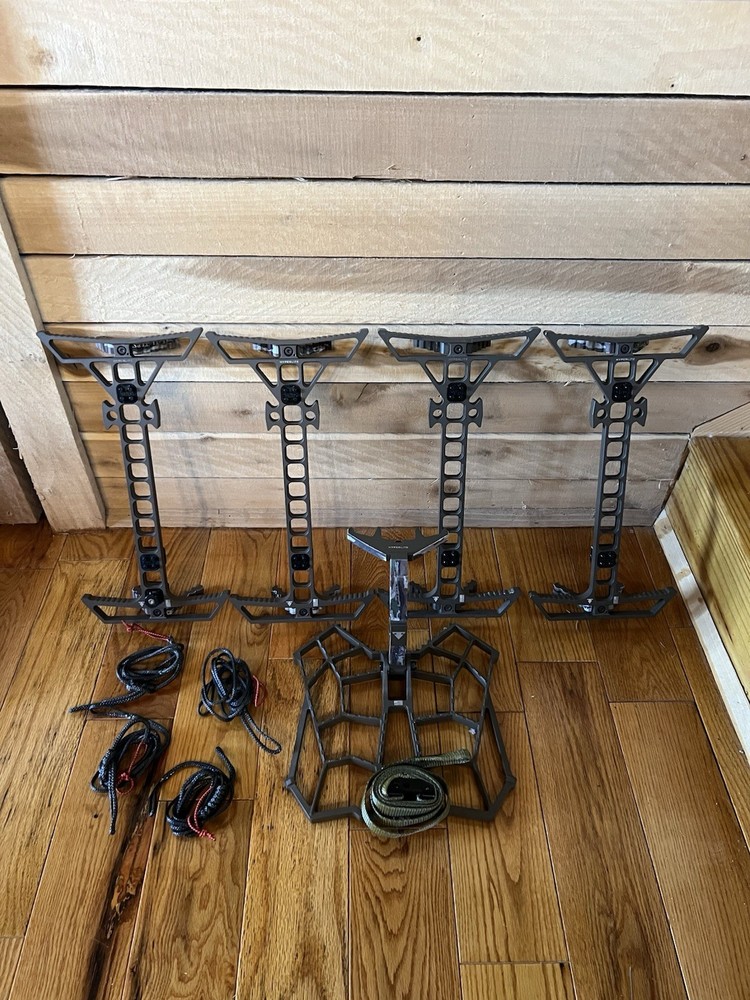 Trophyline Hyperlite - Sticks (4 Pack)  And Stand - Has Accessories