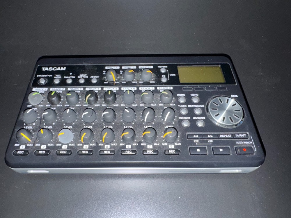 TASCAM DP-008 Digital Multi Track Recorder