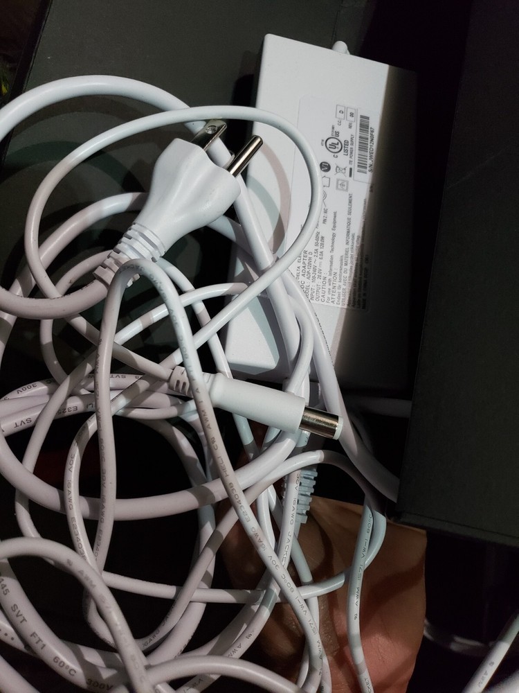 VERIZON 5G INTERNET GATEWAY MODEL : LV55 WHITE