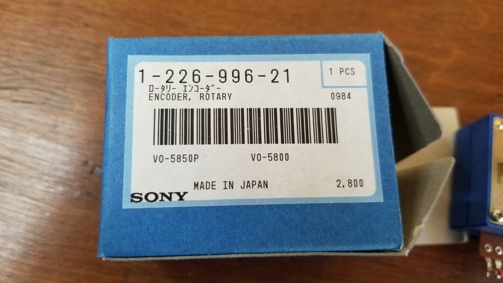 SONY Manufacturer Part Number 1-226-996-21 Description Rotary Encoder +Box