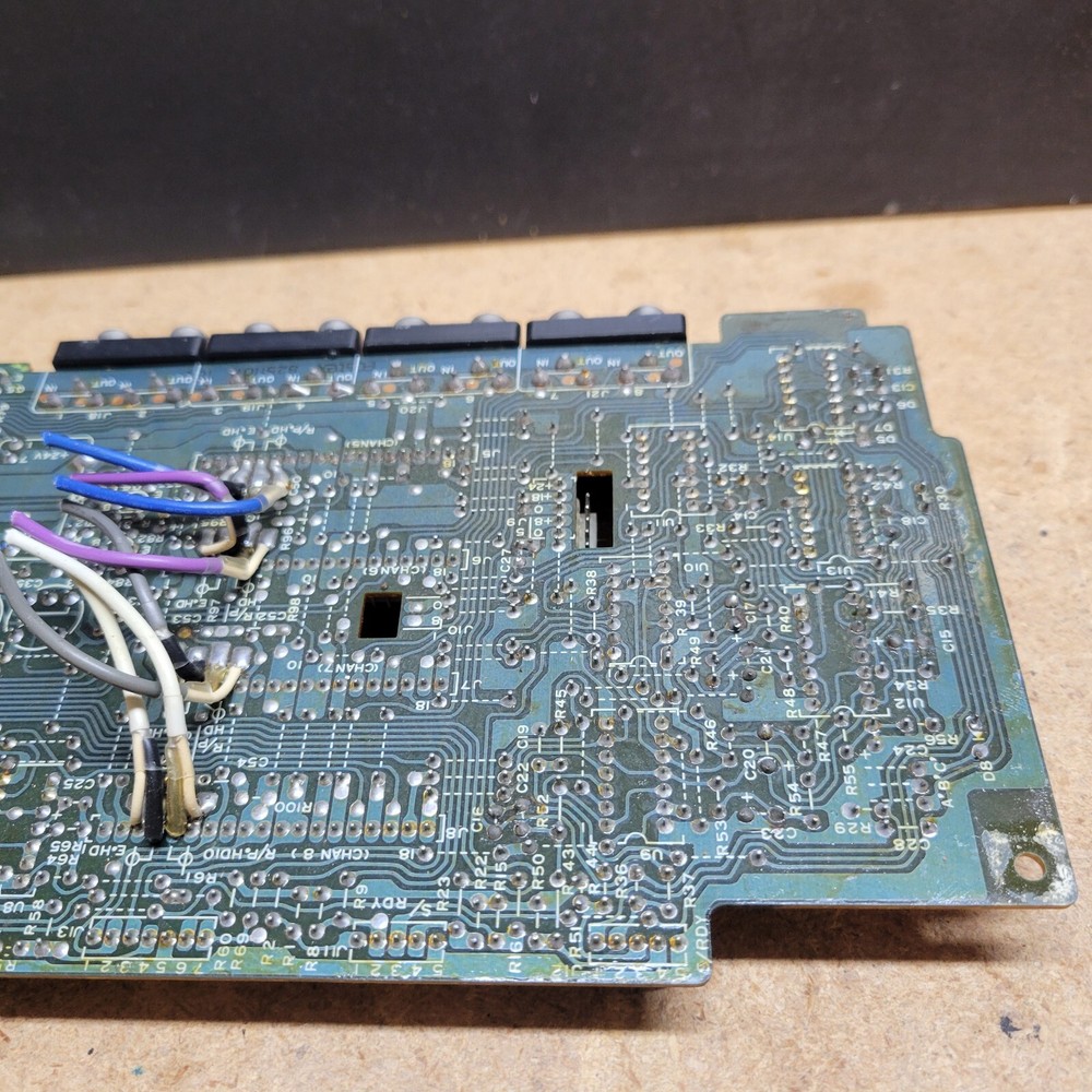 Fostex A-8 LR Connector board #8251101