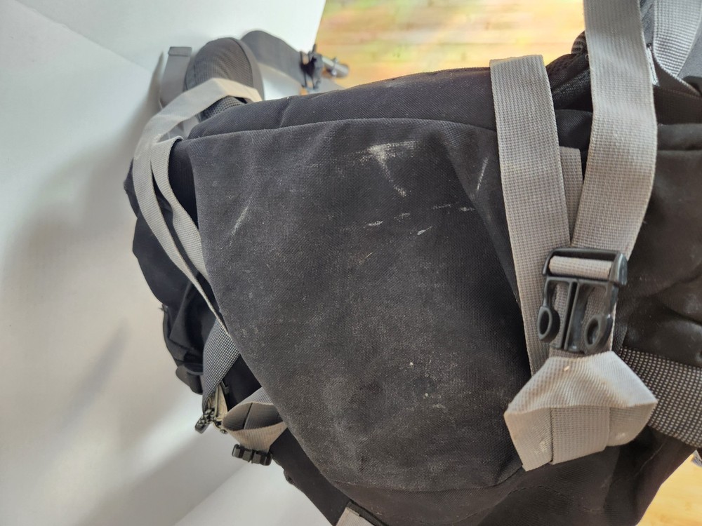 Teton Sports 5200 Fox 75+10, internal frame, backpack, adjustable sizing. NICE!!