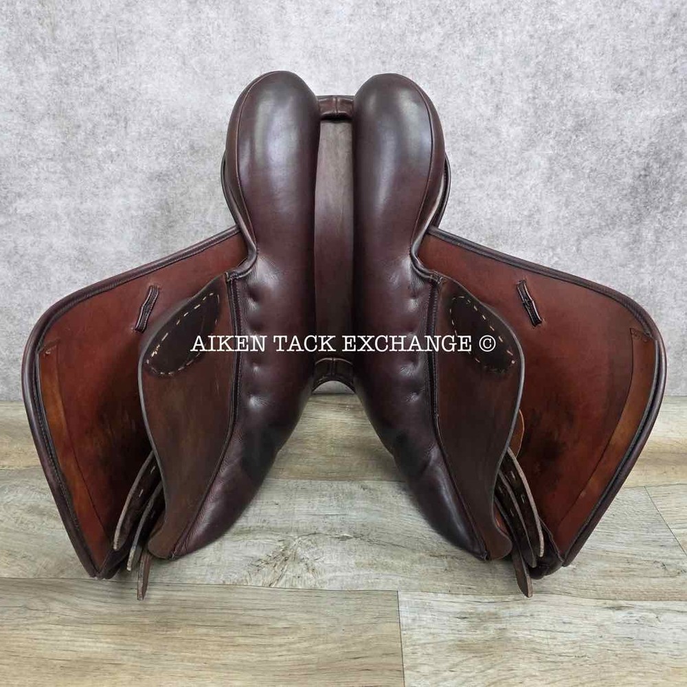 2017 County Innovation Jump Saddle, 17" Seat (Read Description)