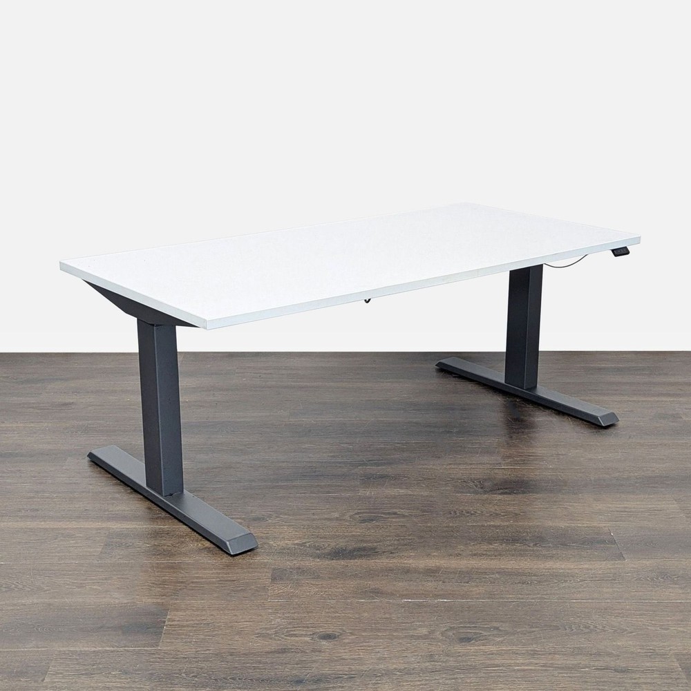 Steelcase Migration Electric Height Adjustable Desk - White Top