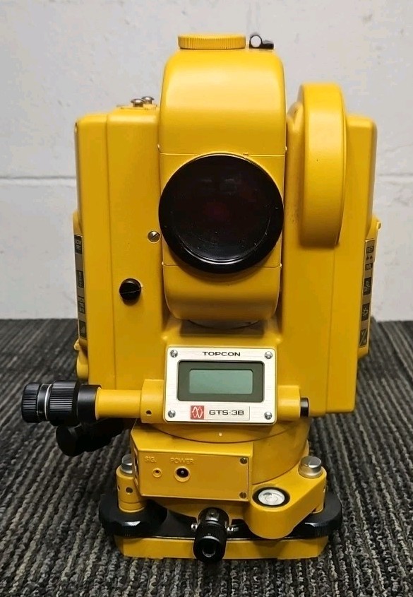 Topcon GTS-3B Total Station + Case - READ