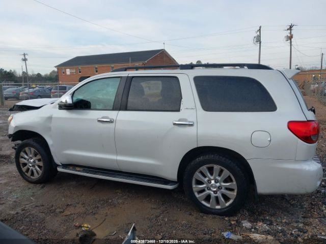 SEQUOIA 2013 Glove Box 4947649