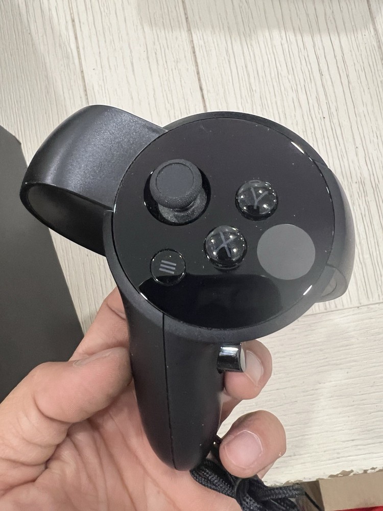 Oculus Rift Wireless Touch Controller & Sensor w/ Rockband VR Guitar Adapter