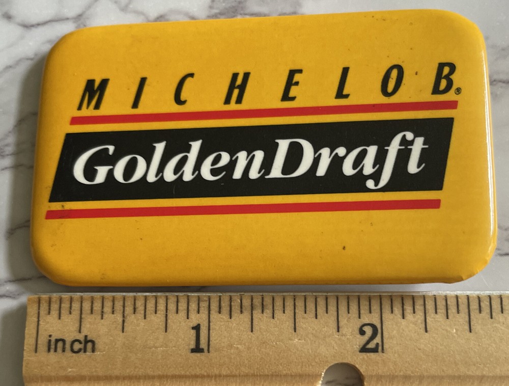 Michelob Golden Draft  Beer Pinback Button Pin BEE-50