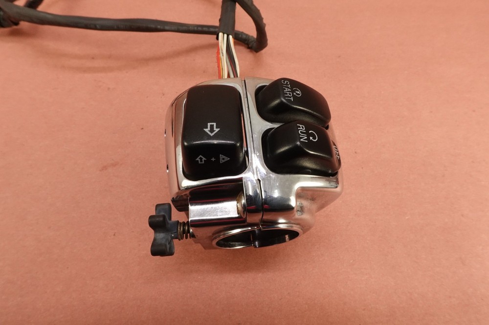 2000-2006 HARLEY-DAVIDSON SOFTAIL Standard FXST RIGHT CONTROL START STOP SWITCH