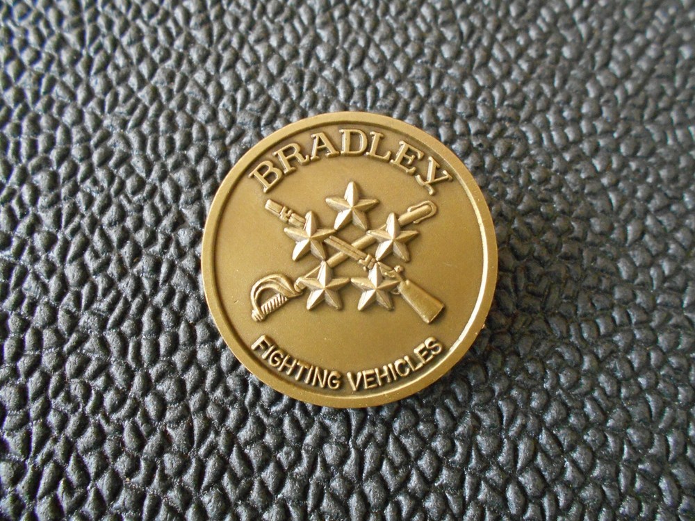 BRADLEY MASTER GUNNER - Challenge Coin