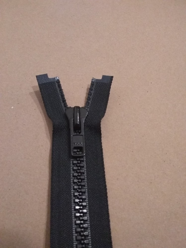 #8 YKK Heavy Duty Plastic Separating / Jacket Zipper 24" Black