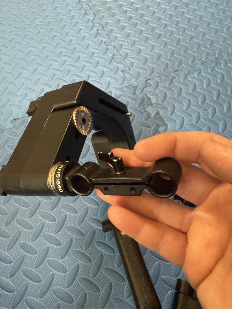 Cavision Shoulder Pad System With Dual Handgrips