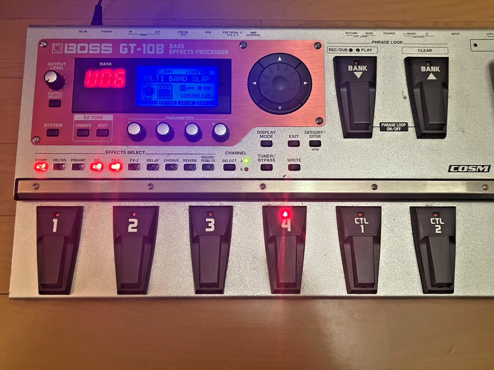 Boss GT-10B Bass Effects Processor Multi Effects Used From Japan