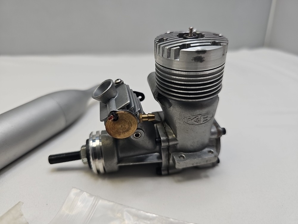 Rc Engine K&B 40 Model Airplane Engine With muffler